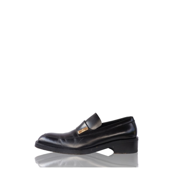 GUCCI BLACK LEATHER SLIP ON LOAFER
